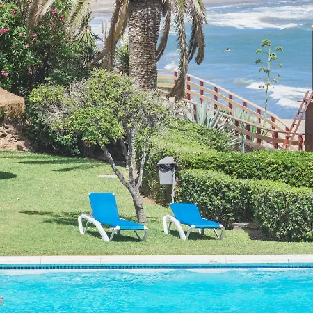Cubo's Oceanview Lubina Sitio de Calahonda